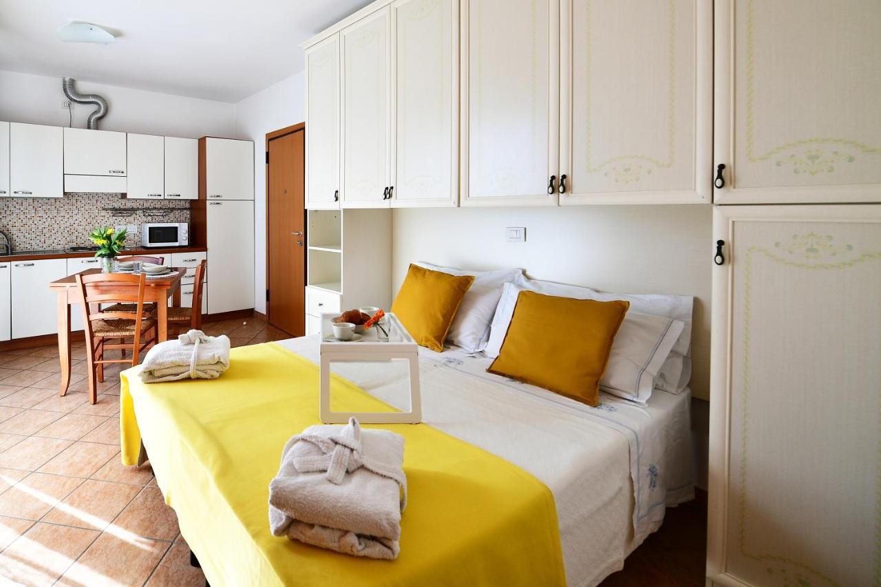 Residence Marlin Riccione Exterior foto